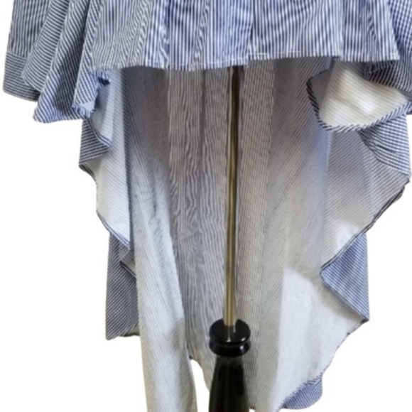 🆕️⬇️🎉HOST PICK🎉 LIVE 4 TRUTH Asymmetrical Stripe Shirt - Picture 3 of 8